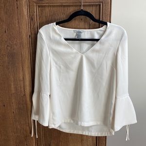 Egg white blouse